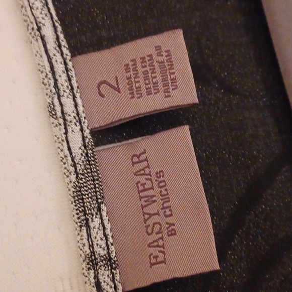 Chicos Easywear top - Picture 4 of 6